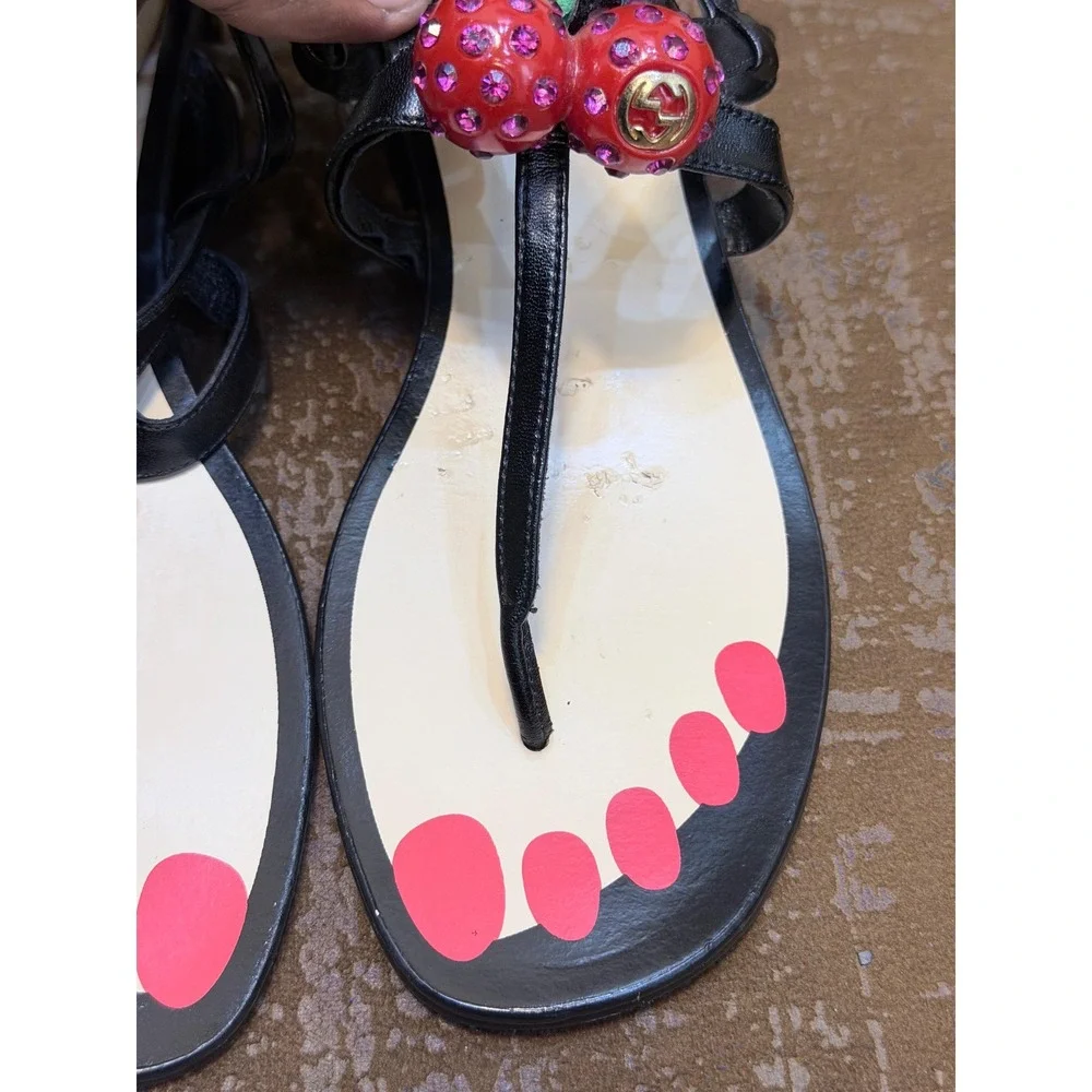 Gucci Cherry Crystal Pearl Leather Thong Sandals Black White Pink‎ Size 36
